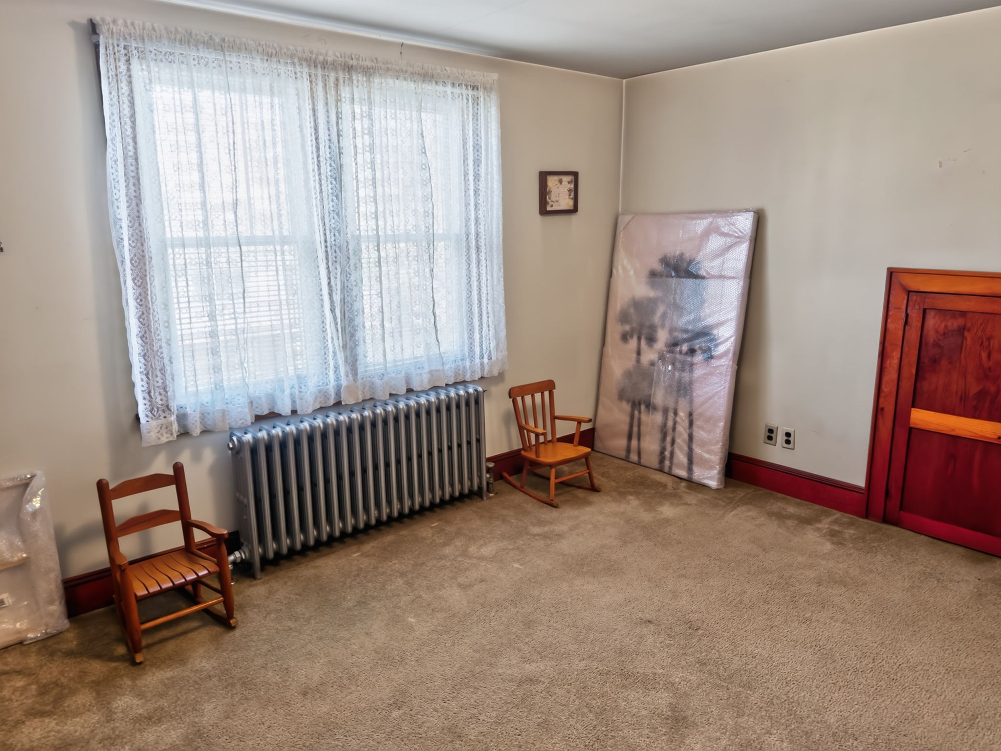  Photo 48