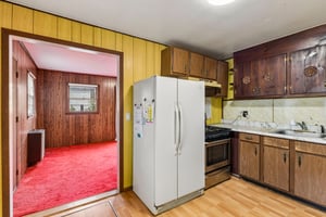 E 20th St-S1710-010.jpg