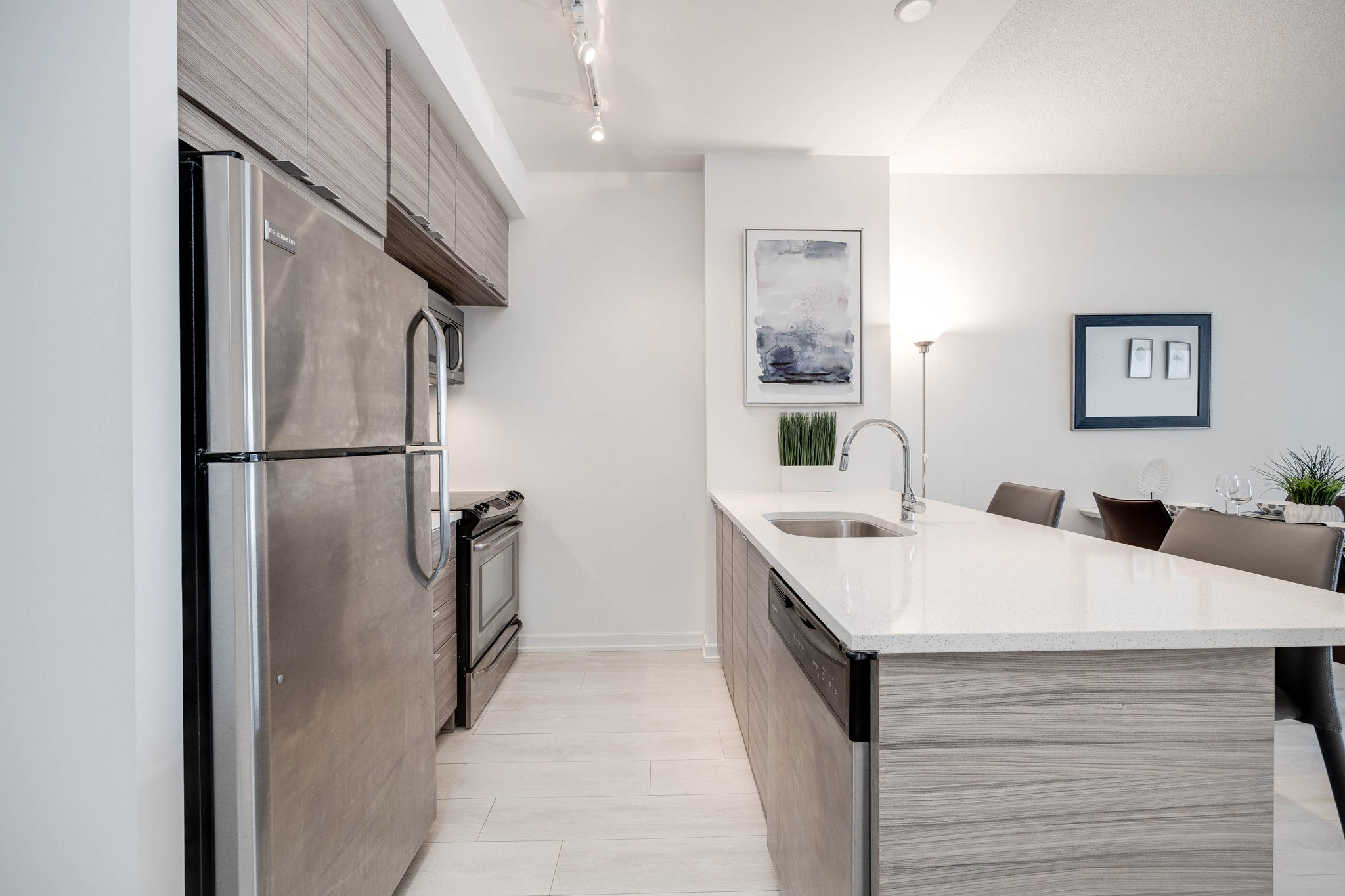 Toronto property showcase — delivered property photograph 12