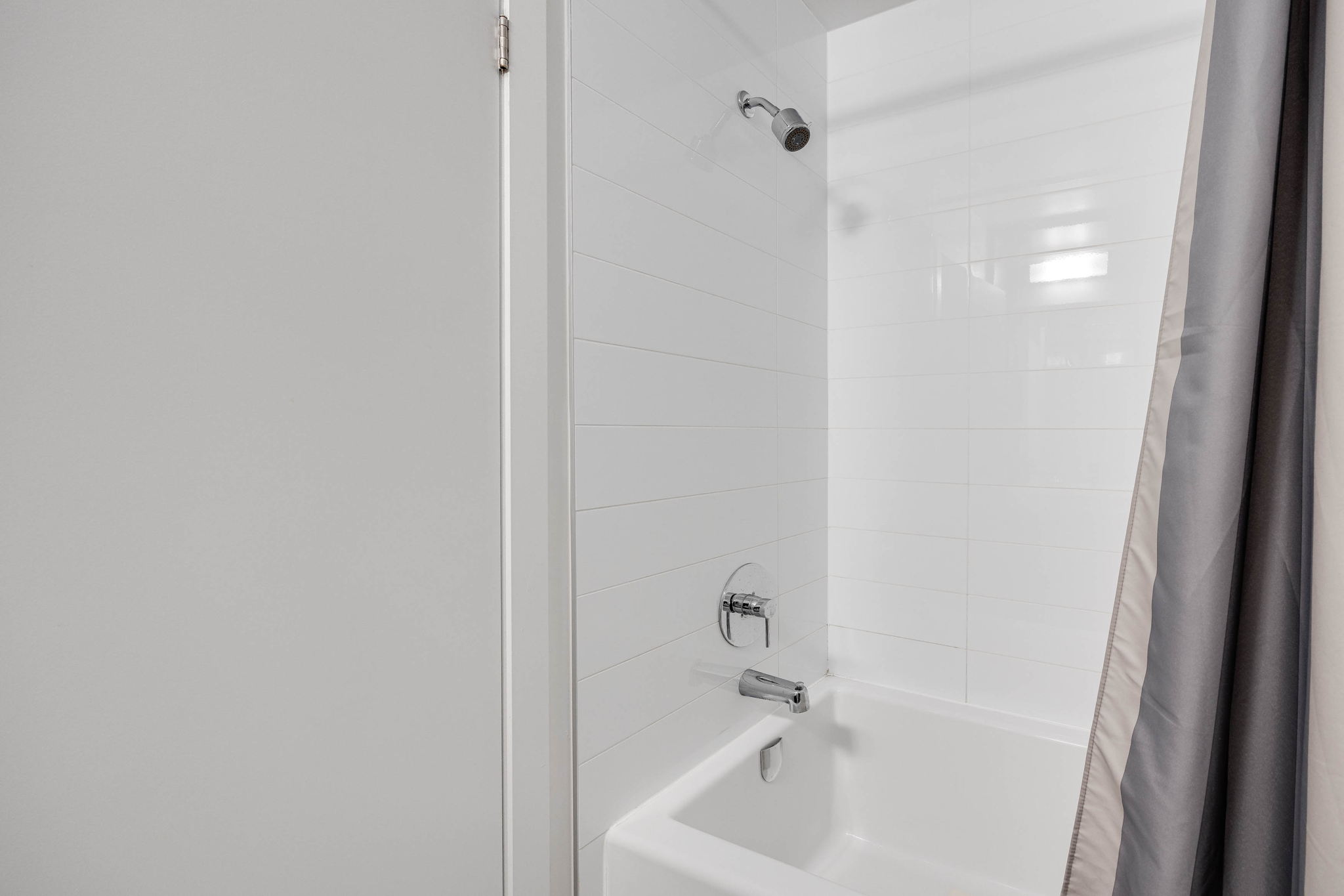 Toronto property showcase — delivered property photograph 26