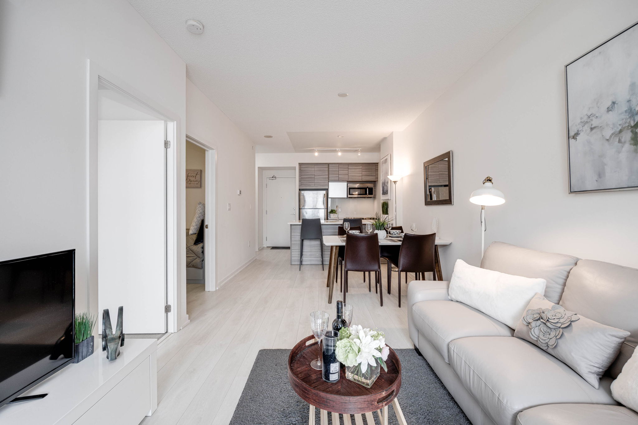 Toronto property showcase — delivered property photograph 9