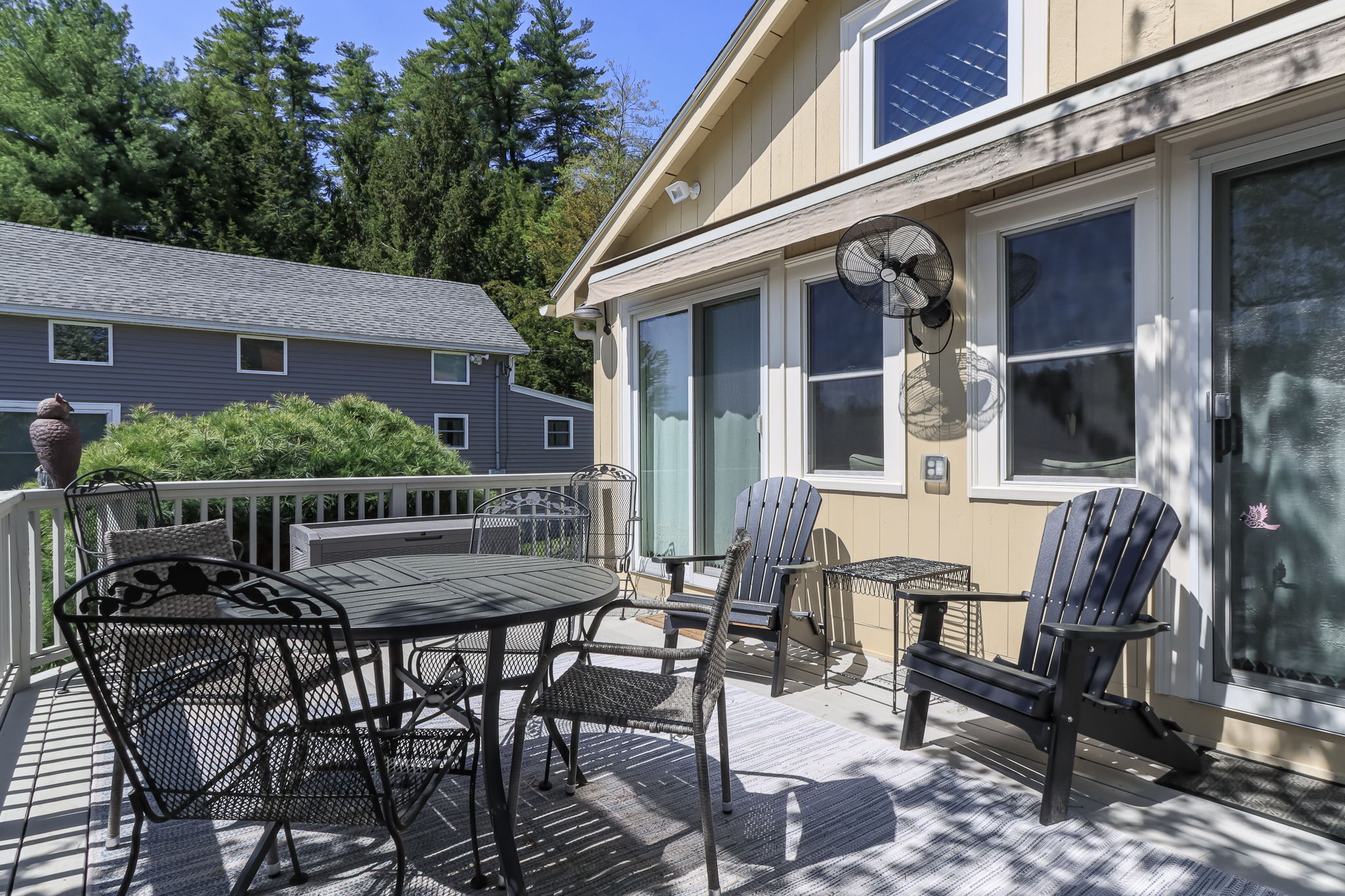 ExteriorRearDeck-2