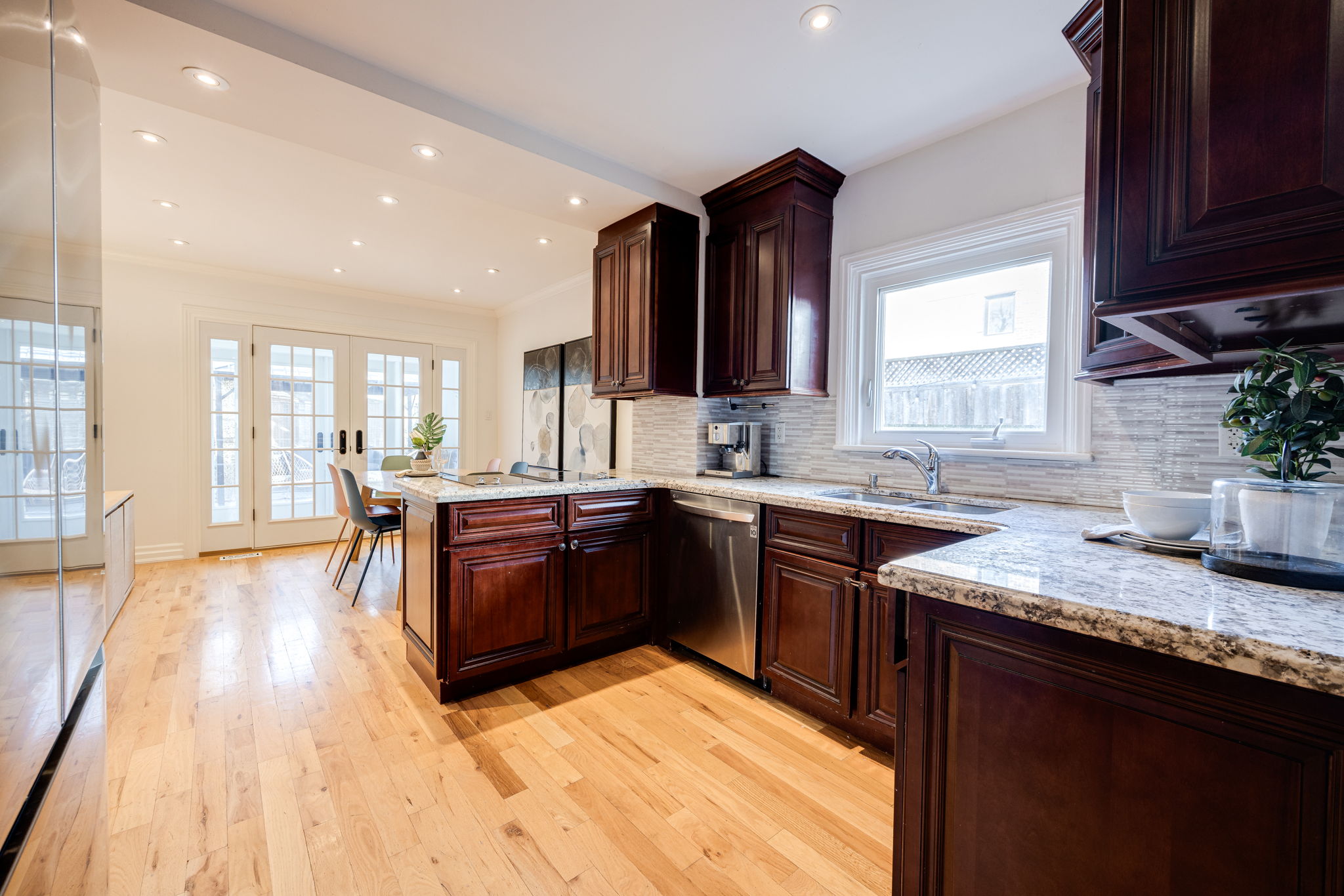 Toronto property showcase — delivered property photograph 15