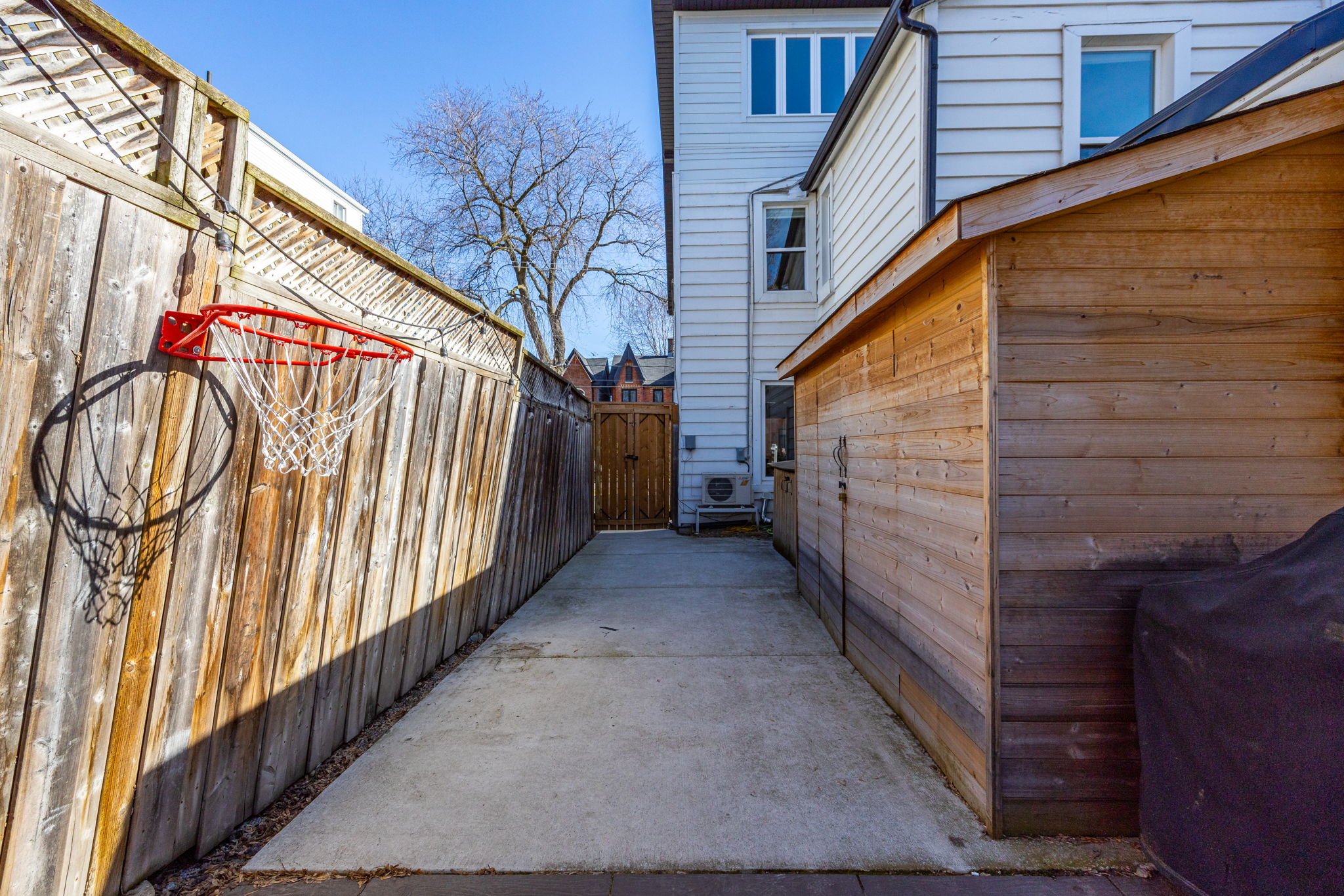 Toronto property showcase — delivered property photograph 45