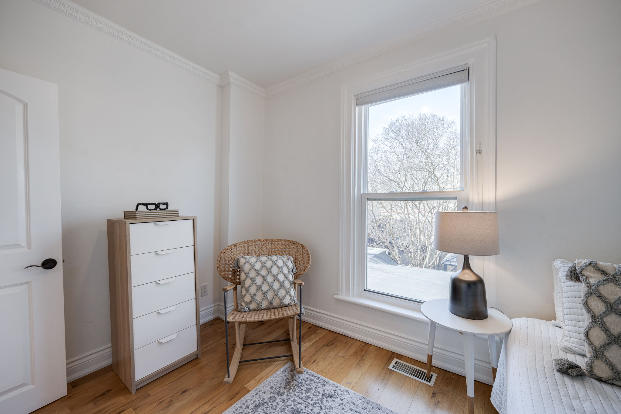 Toronto property showcase — delivered property photograph 26