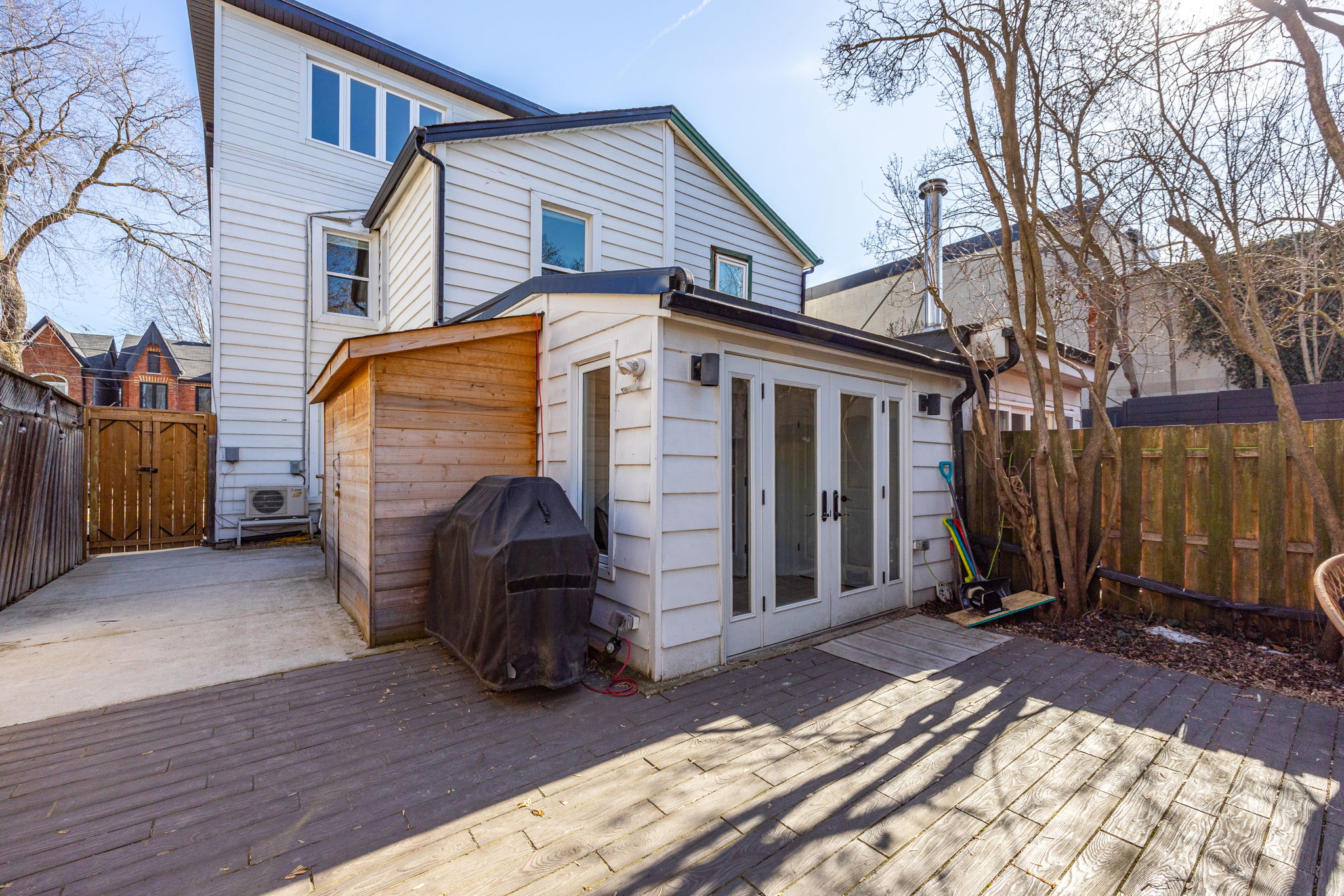 Toronto property showcase — delivered property photograph 43