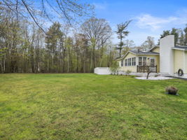 62 Old Chester Rd Derry NH 43
