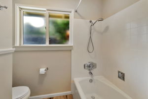 038_62 Warfield Dr  