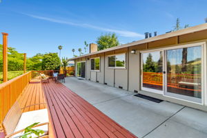 042_62 Warfield Dr  
