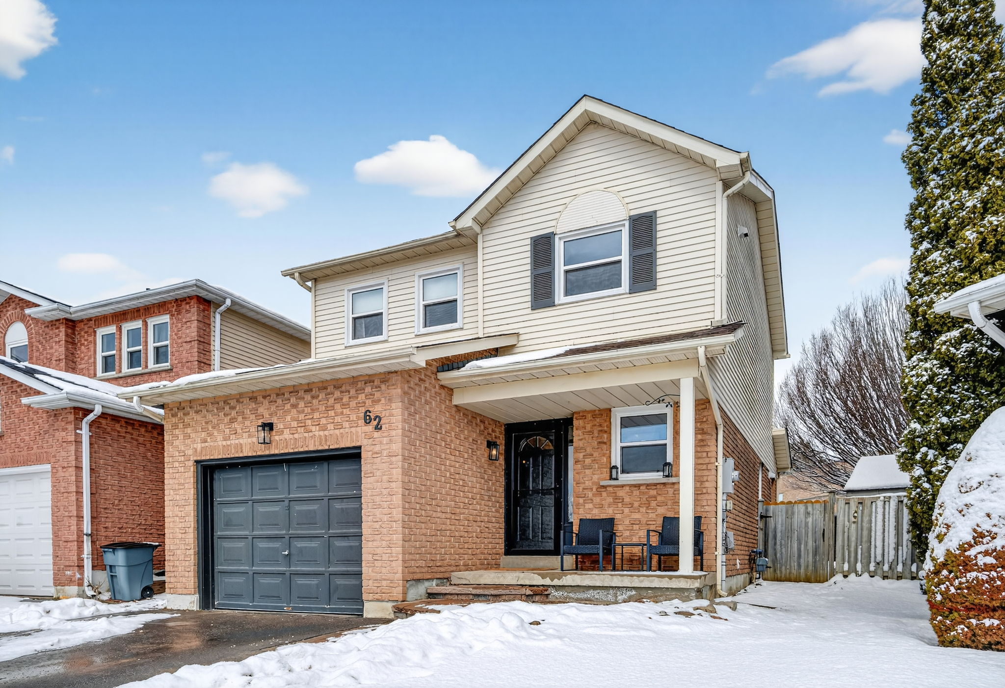 62 Windham Crescent Courtice, ON L1E 1Y3
