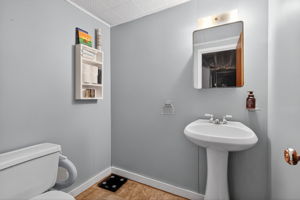  Photo 48
