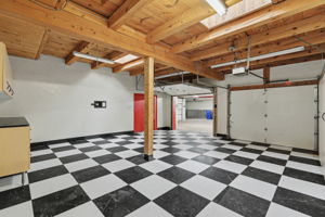  Photo 63