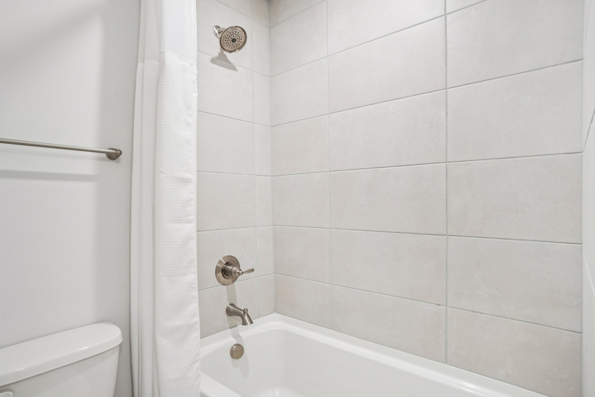 Amalfi Dr-S1608-030.jpg