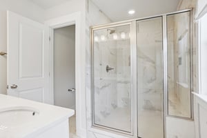 Amalfi Dr-S1608-024.jpg