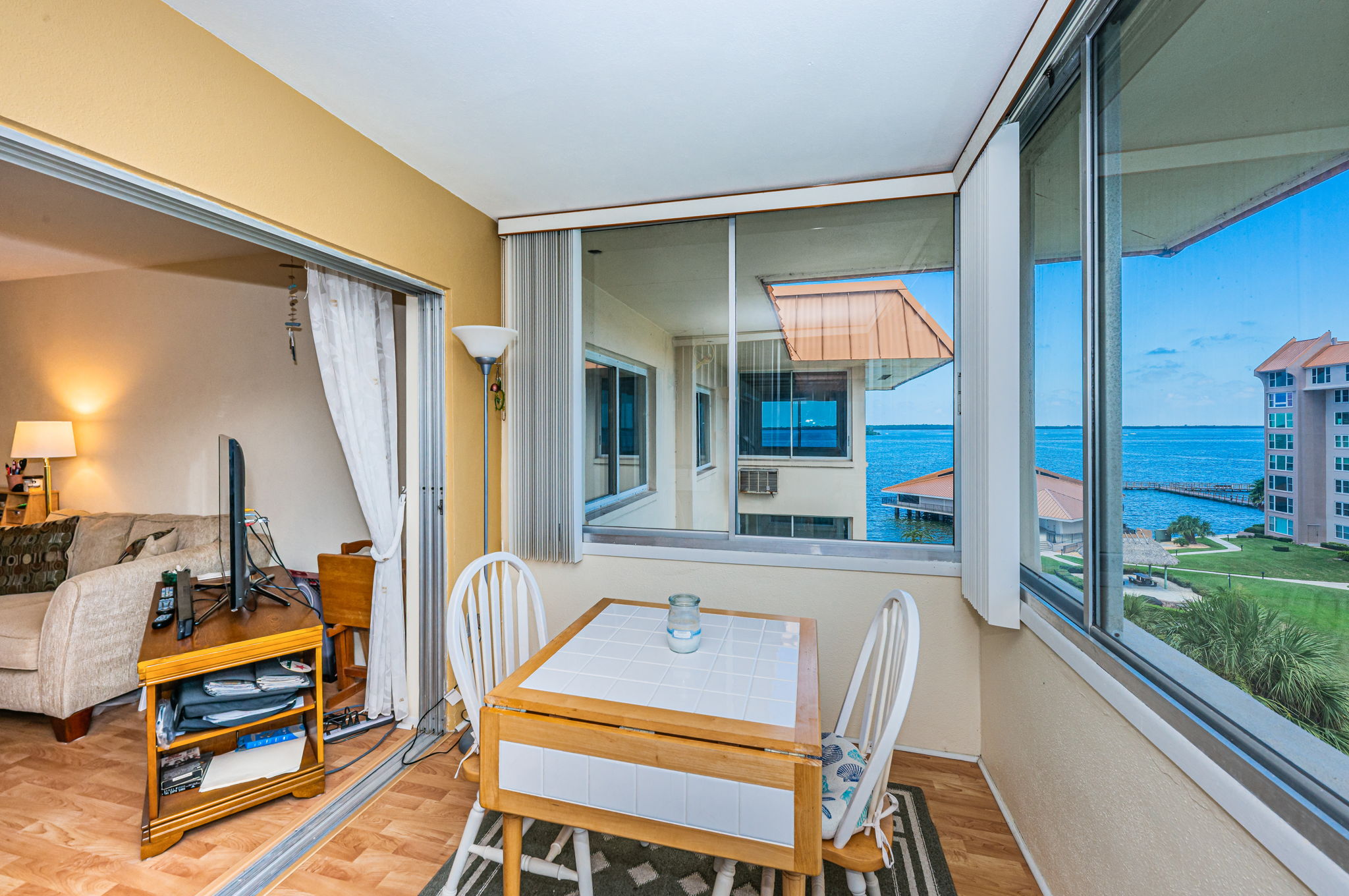 Sun Room3