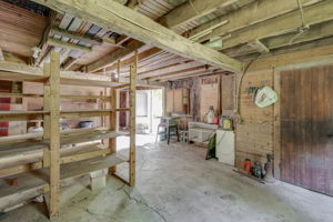  Photo 44