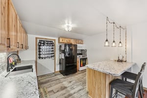 620 N Jackson St-S1907-009.jpg