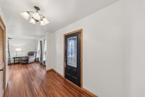 620 N Jackson St-S1907-014.jpg