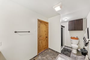 620 N Jackson St-S1907-017.jpg
