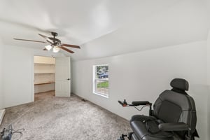 620 N Jackson St-S1907-020.jpg