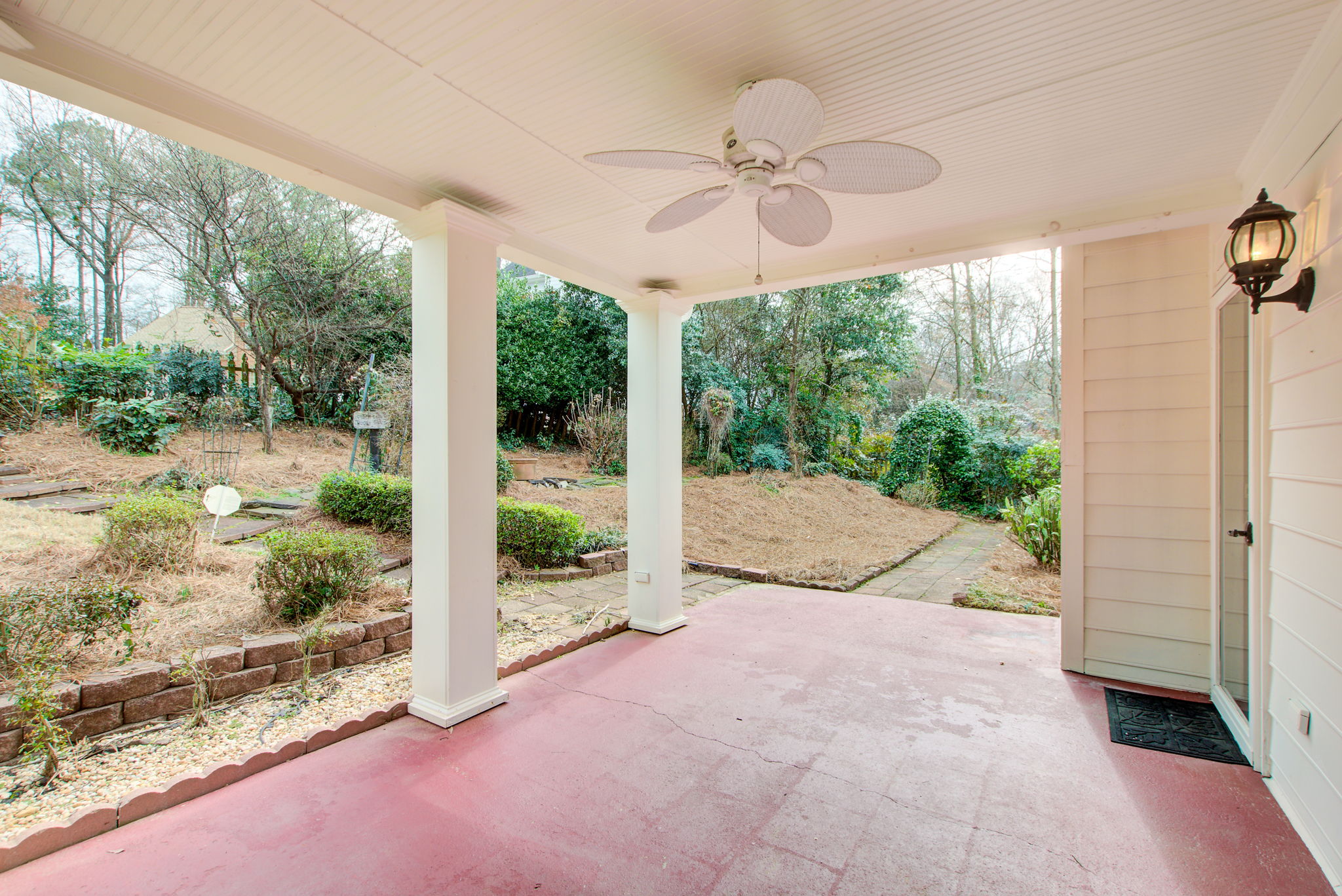 14 Exterior Back Patio w Yard