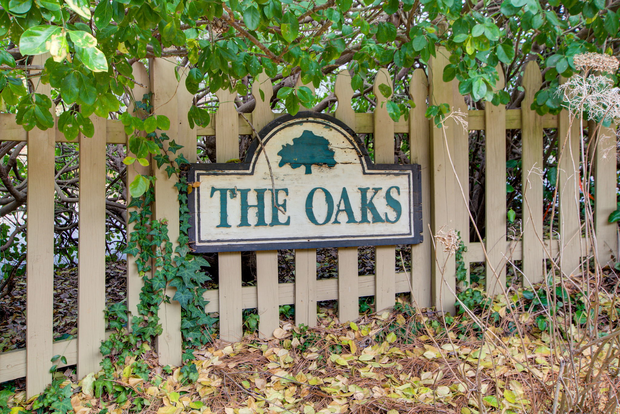 36 Exterior Neighborhood Sign