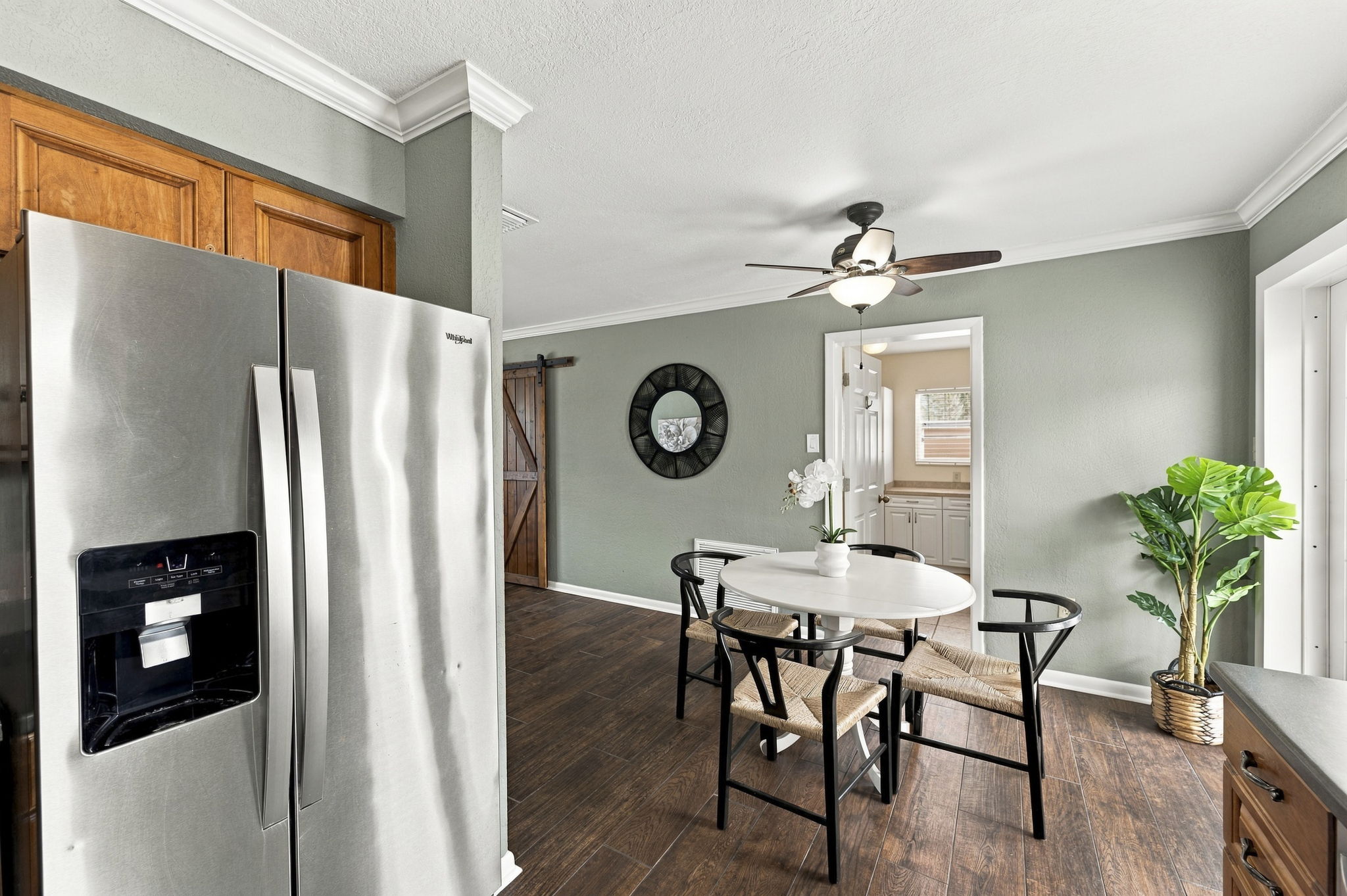 Interiors (11)