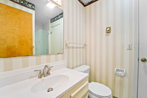  Photo 44