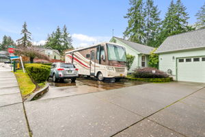 RV Parking with Hook up