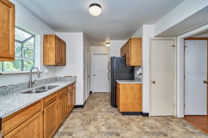 620 S Kalmia Ave, Highland Springs, VA 23075, USA Photo 17
