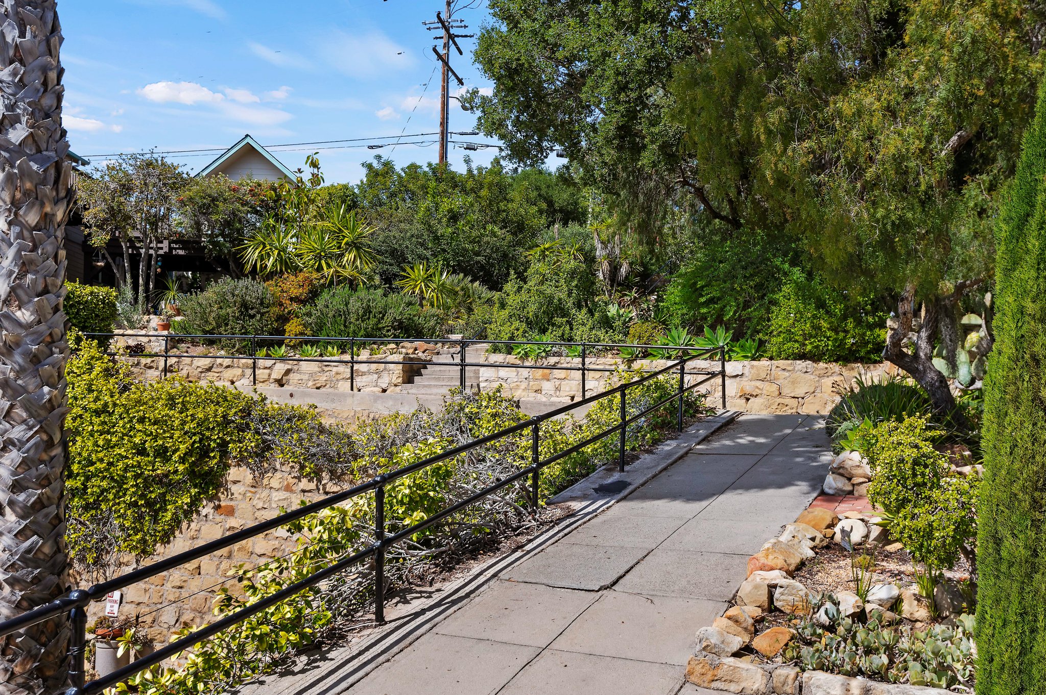 620 Sierra St, Santa Barbara, CA 93103, USA Photo 30
