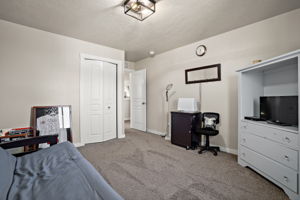  Photo 31