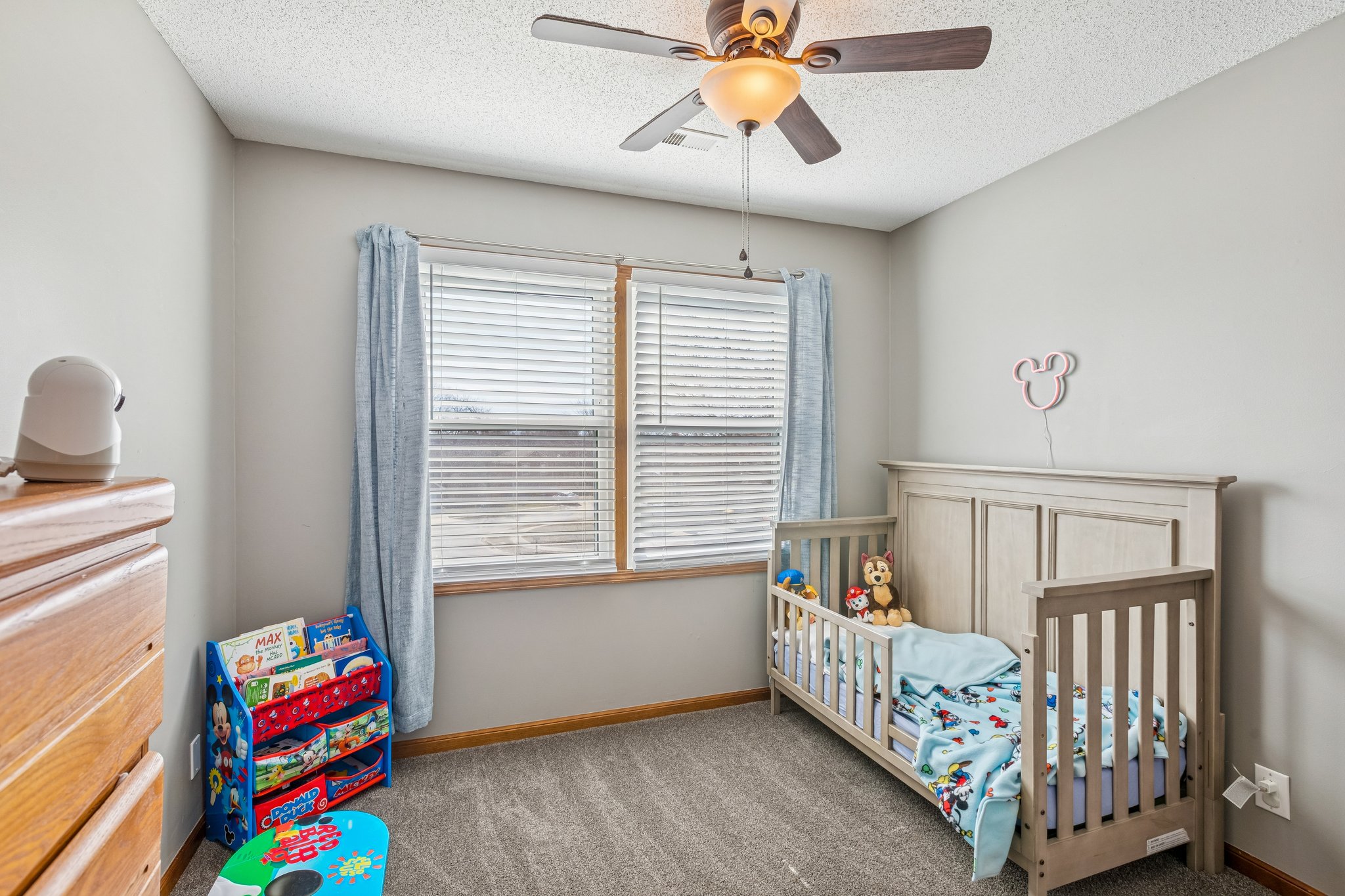 6200 NE 48th Terrace_020.jpg