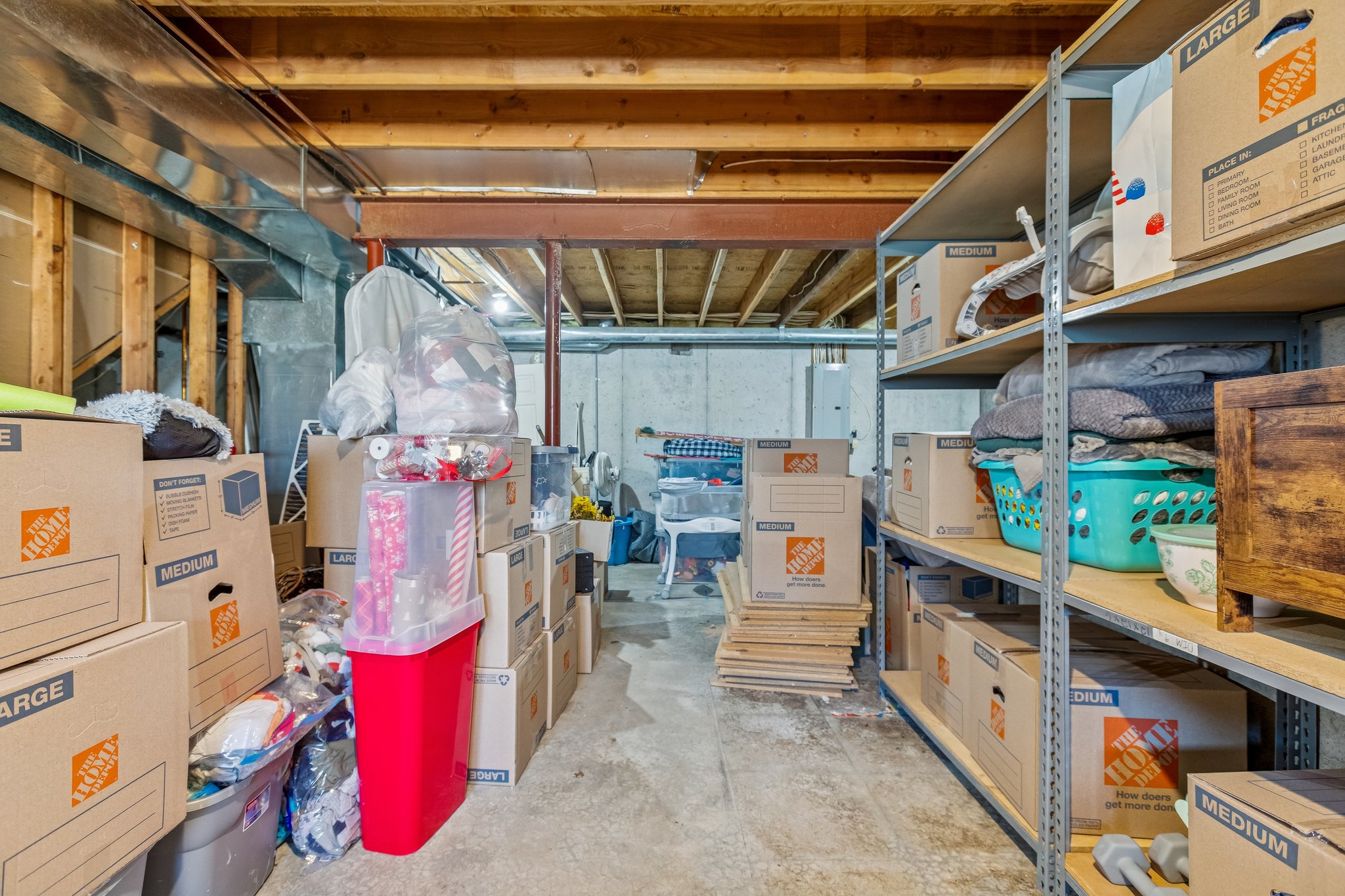 6200 NE 48th Terrace_024.jpg