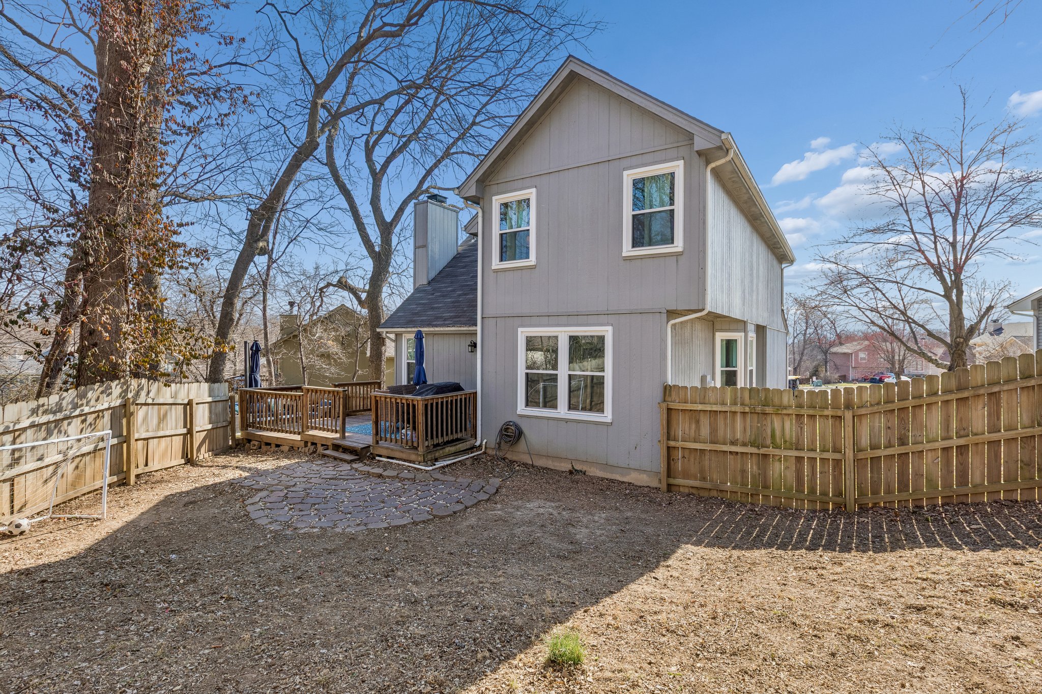 6200 NE 48th Terrace_031.jpg