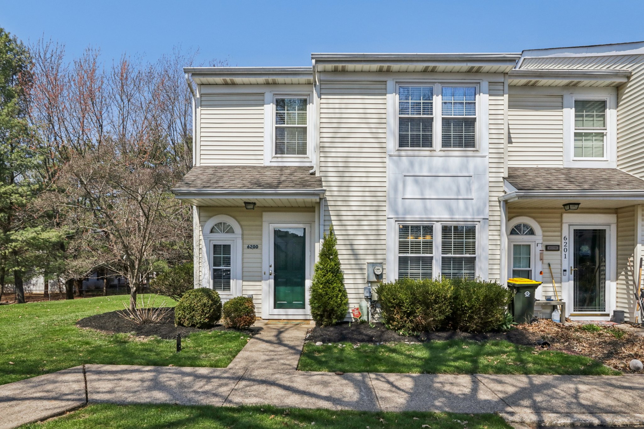 Front View -S2703-001.jpg