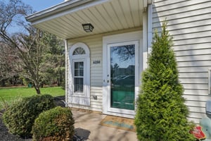 Front Patio-S2703-004.jpg