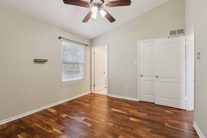 Rolling Hill Dr-S2703-030.jpg