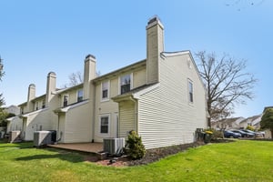 Rolling Hill Dr-S2703-046.jpg