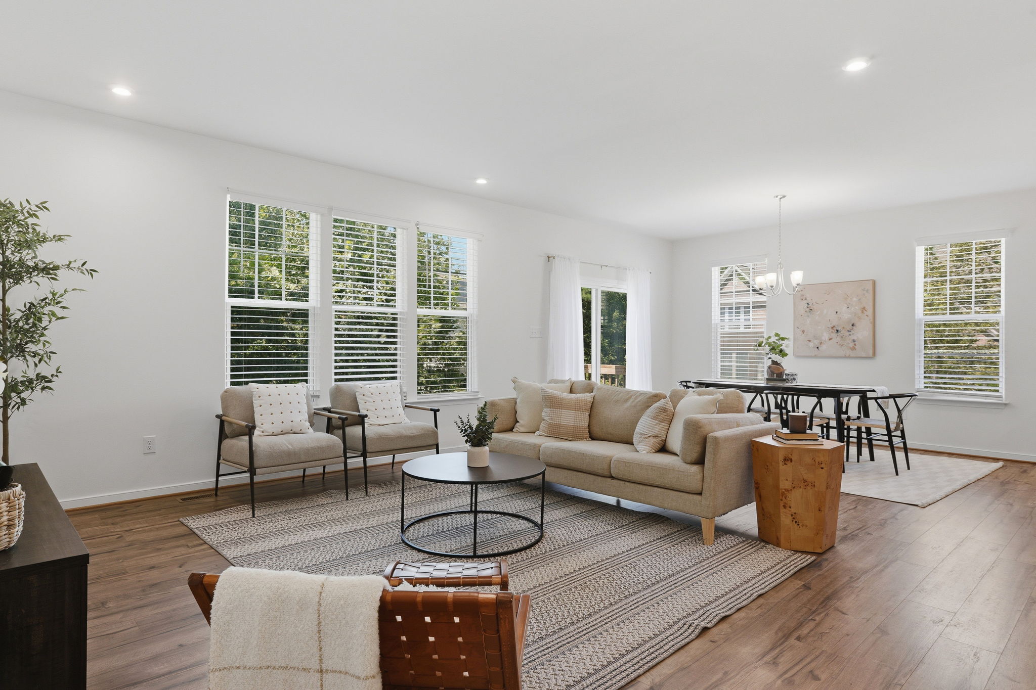 10-Living Room