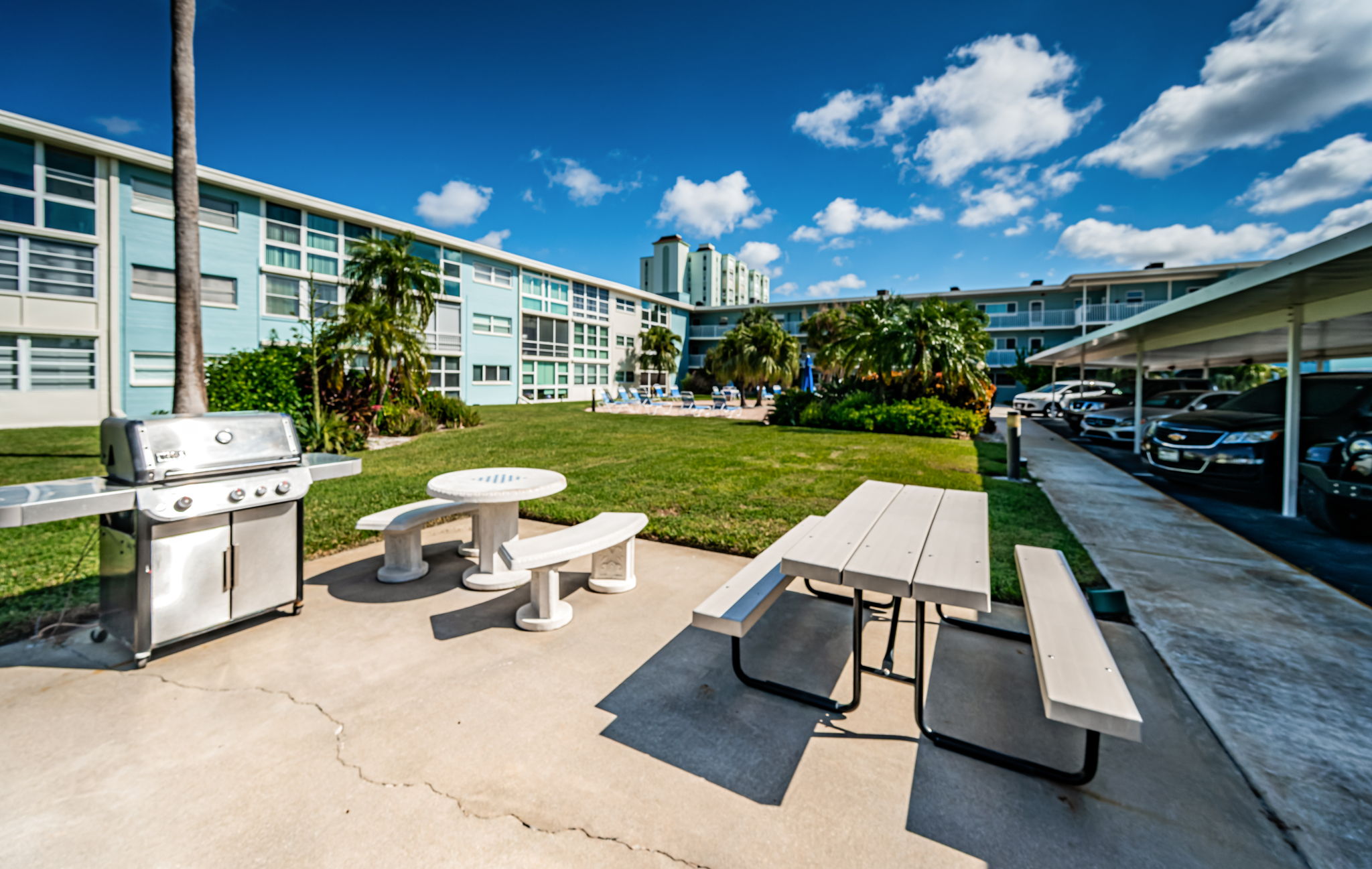 22-Grilling Area2