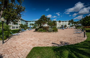 2-Patio1