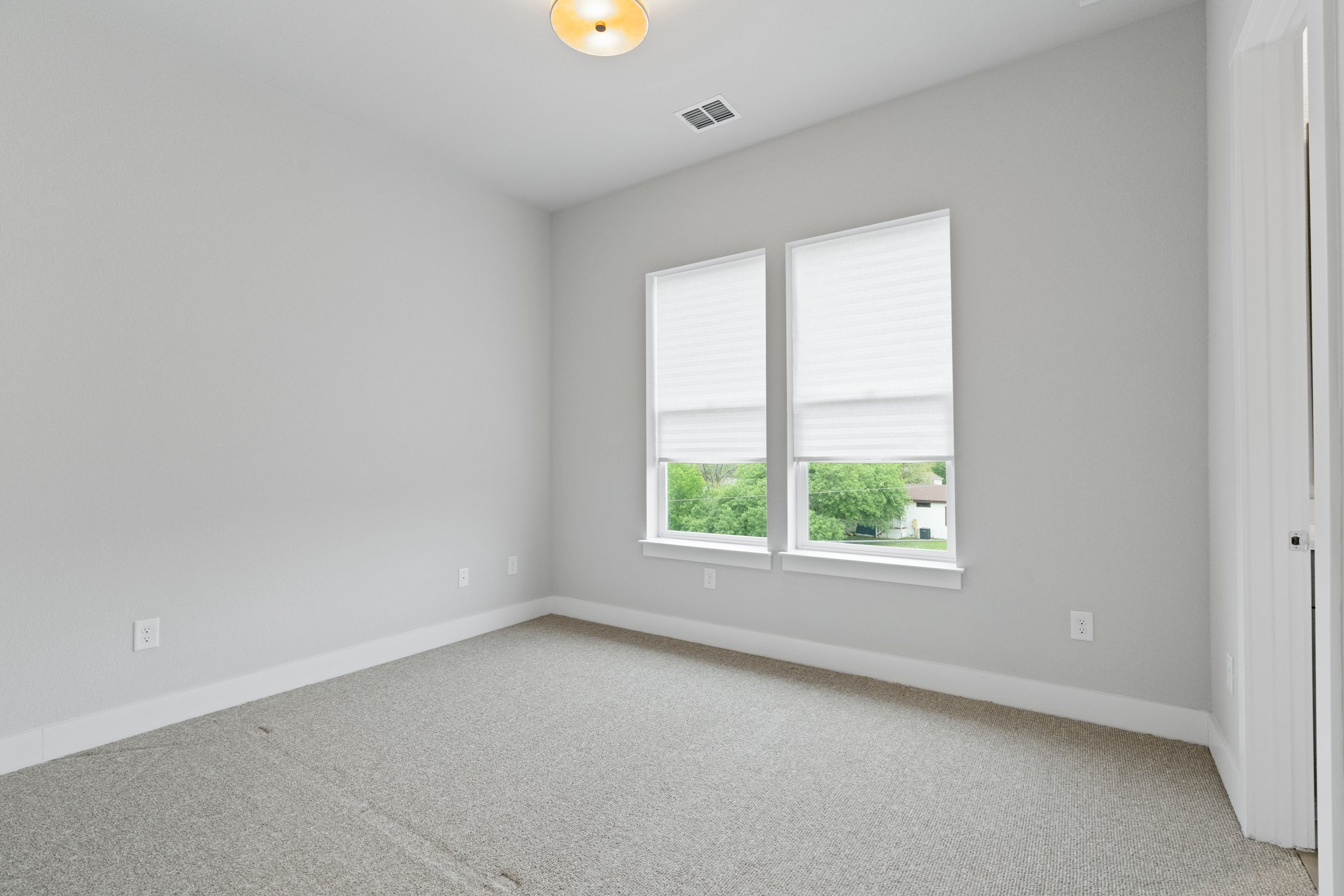 6201 Toscana Ave, Austin, TX 78724, USA Photo 16