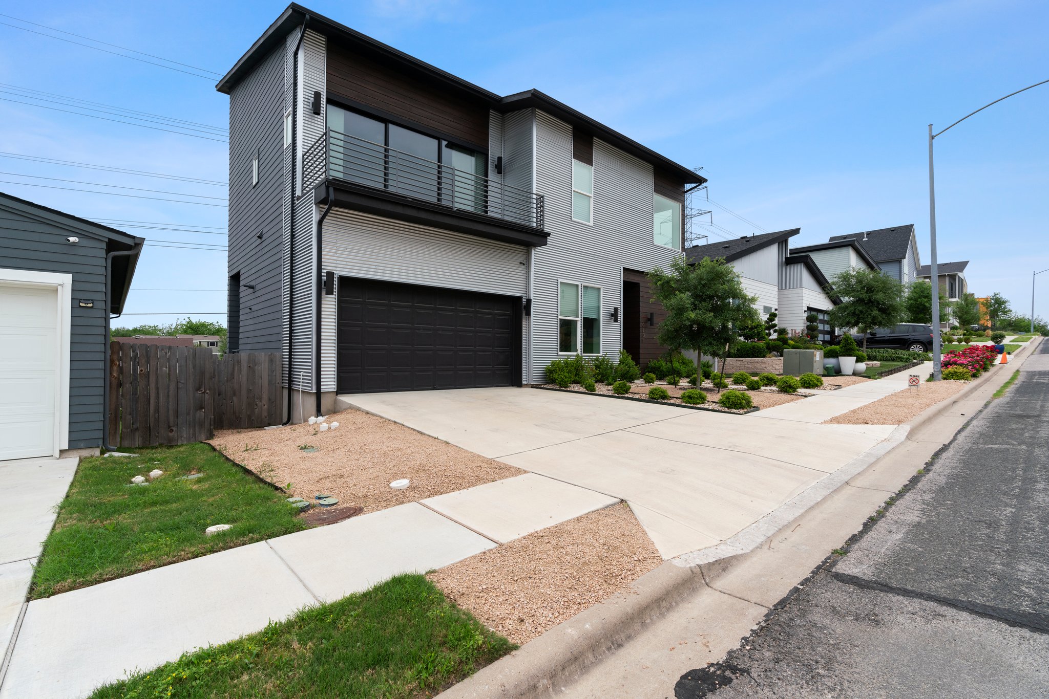 6201 Toscana Ave, Austin, TX 78724, USA Photo 2