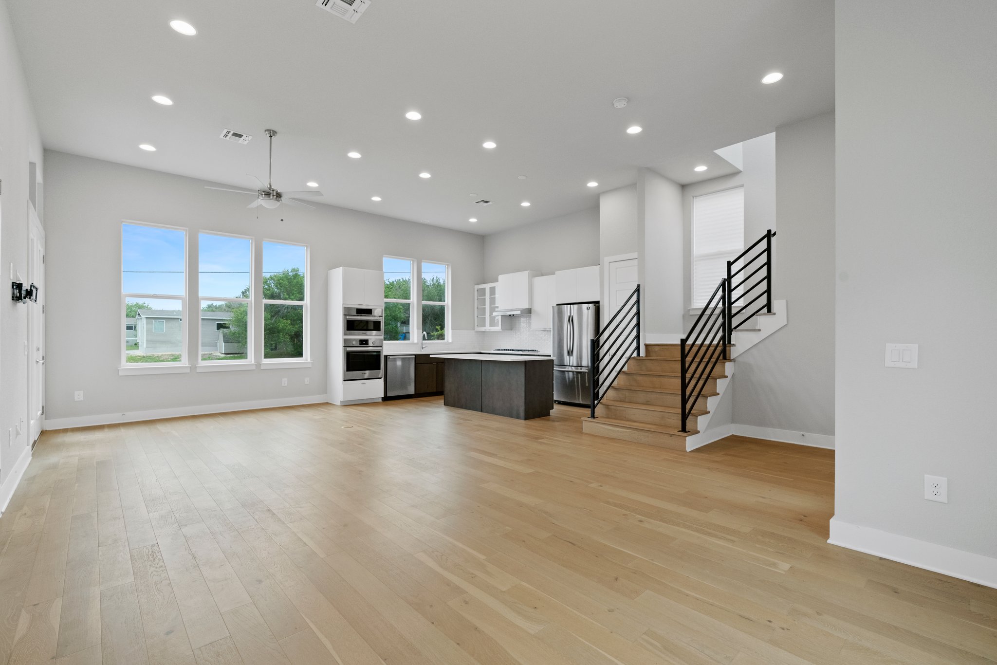 6201 Toscana Ave, Austin, TX 78724, USA Photo 4