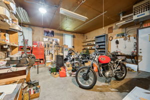  Photo 45