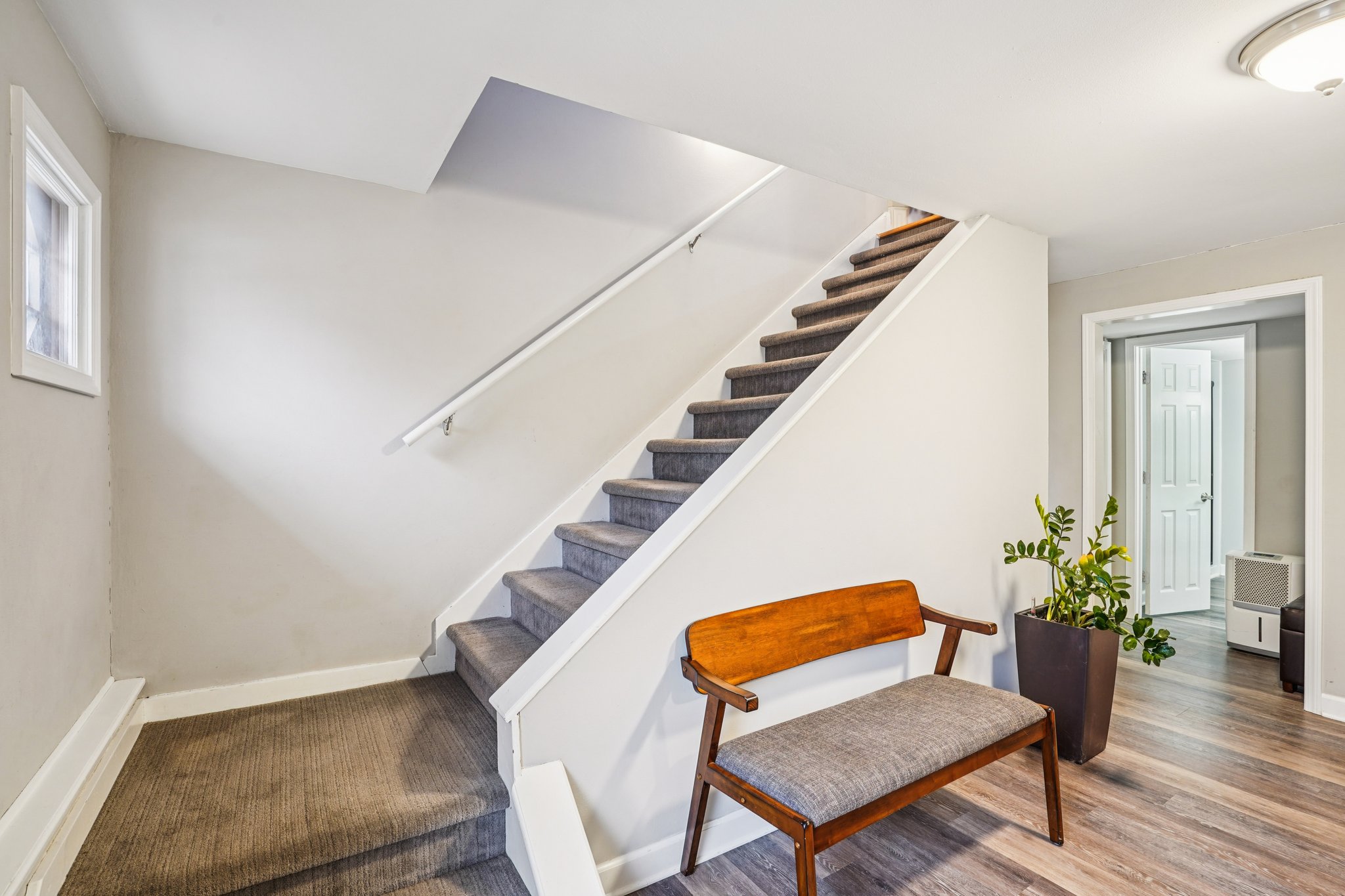 Winnequah Rd-S1001-003.jpg