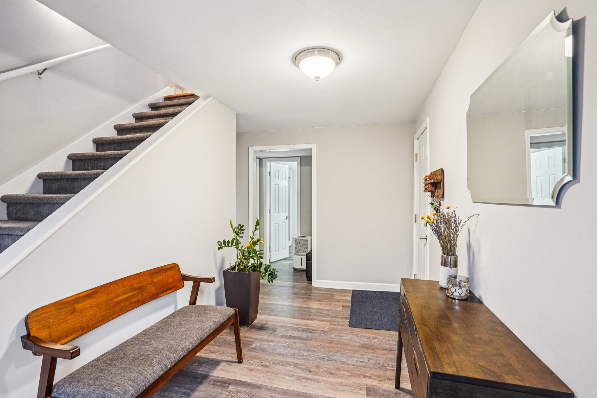 Winnequah Rd-S1001-004.jpg