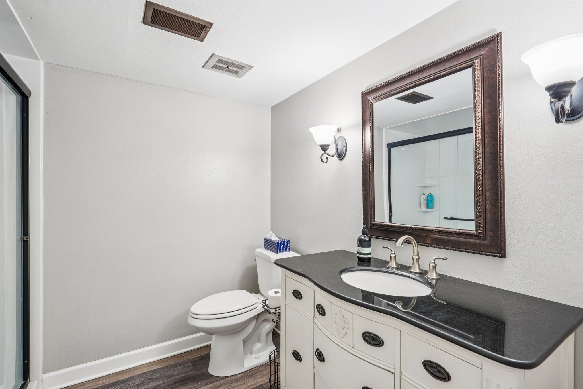 Winnequah Rd-S1001-034.jpg