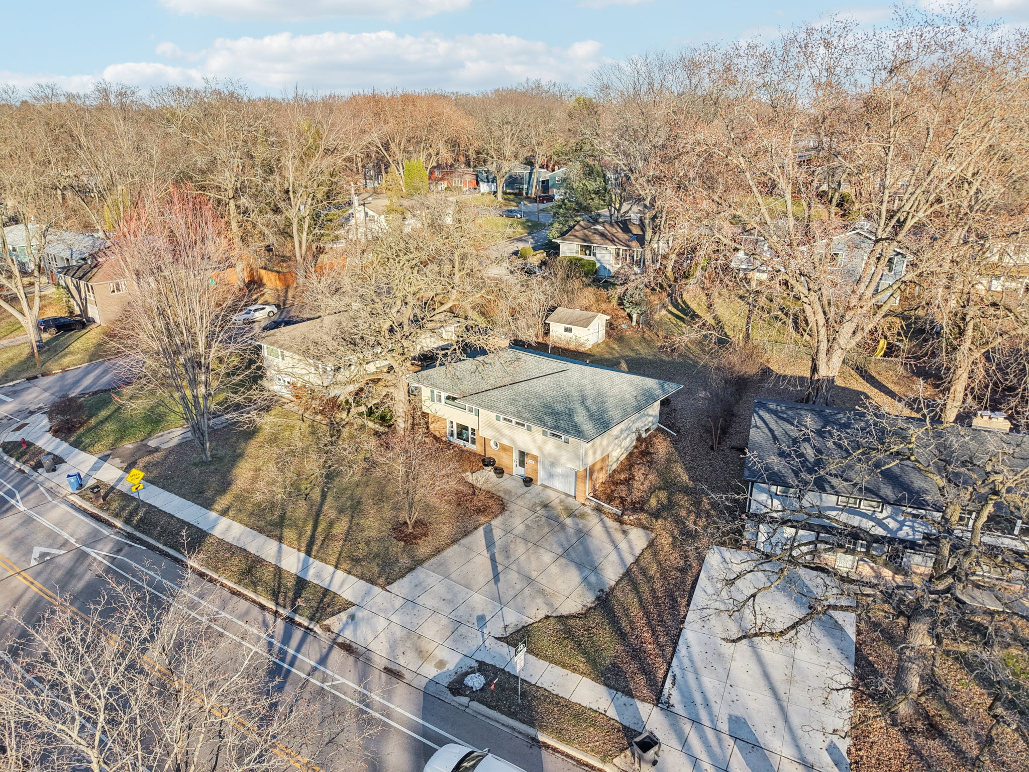 Winnequah Rd-S1101-022